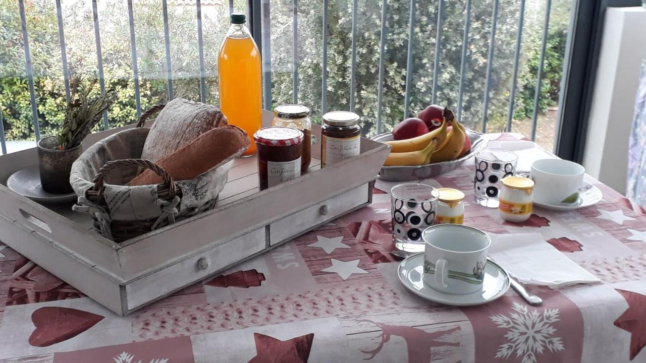 לינה וארוחת בוקר Roquefort-des-Corbières Domaine De La Clotte מראה חיצוני תמונה